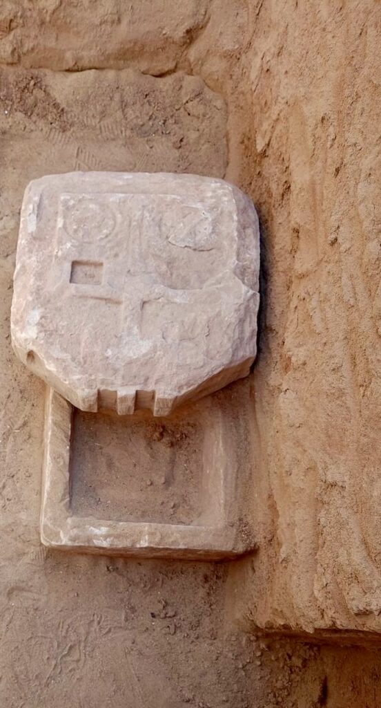Roman Pyramid Tomb with Rare Amduat Scene Discovered in Egypt’s Dakhla Oasis